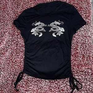 Dragon scrunched top